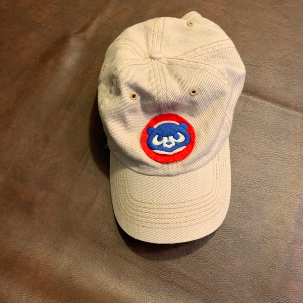 CUBS HAT